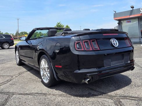 Used 2013 Ford Mustang Premium RWD image 15