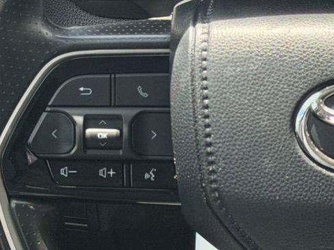 Used 2023 Toyota Tundra SR5 w/ SR5 Convenience Package image 12