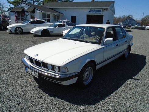 Used 1994 BMW 740i image 2