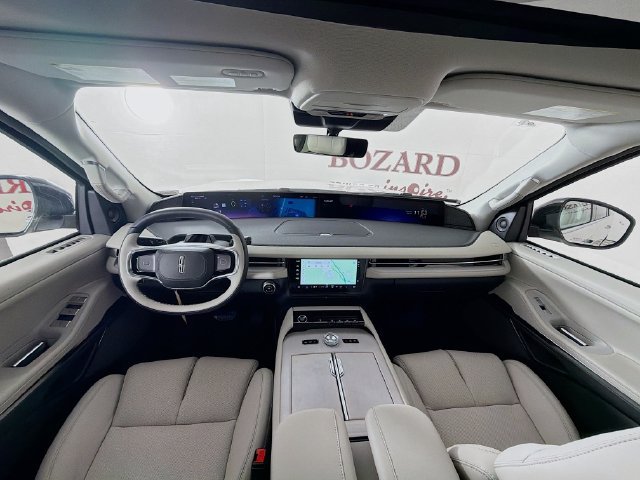 New 2026 Lincoln Navigator Reserve AWD/4WD image 27