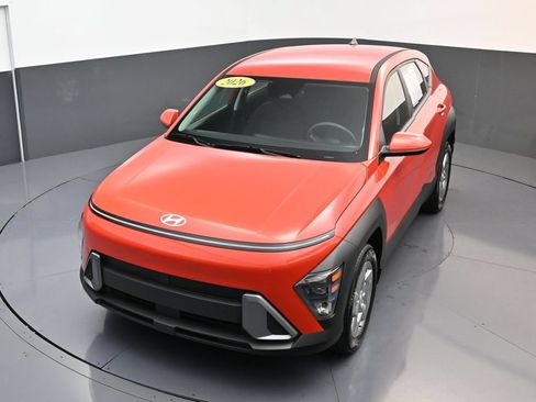 Certified 2026 Hyundai Kona SE FWD image 21