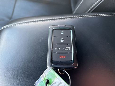 Used 2023 Jeep Grand Cherokee Overland w/ Luxury Tech Group IV image 36