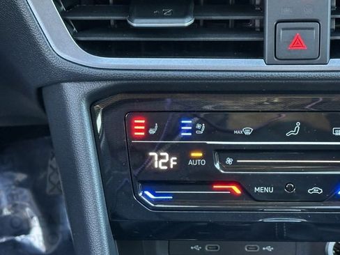 New 2026 Volkswagen Taos SEL image 26