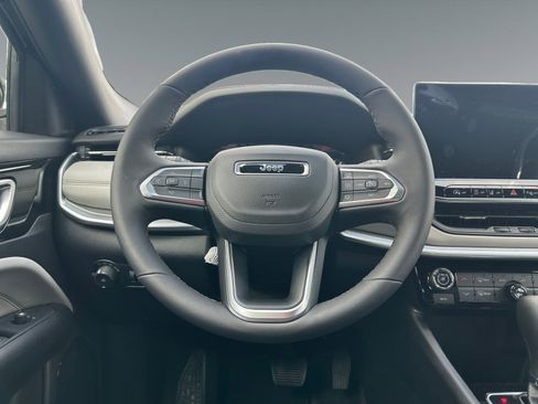 New 2026 Jeep Compass Limited image 12