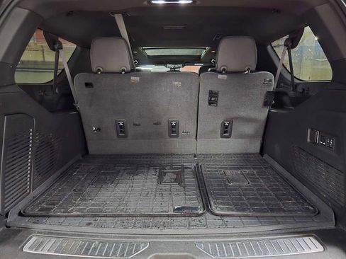 Used 2024 GMC Yukon XL Denali w/ Max Trailering Package image 17