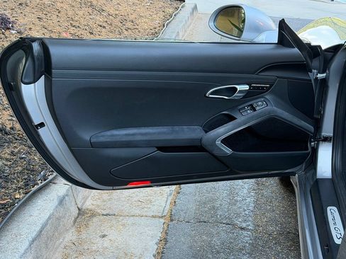 Used 2018 Porsche 911 Carrera GTS RWD image 28