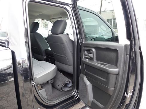 Used 2022 RAM 1500 Express w/ Wheel & Sound Group AWD/4WD image 24