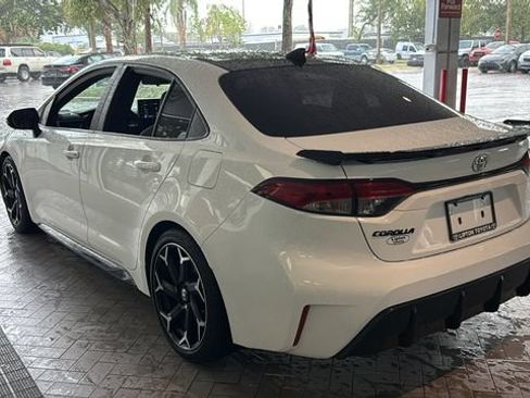 Used 2025 Toyota Corolla FX w/ Convenience Package FWD image 5