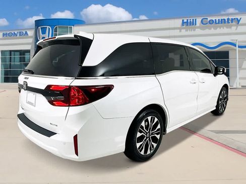 New 2026 Honda Odyssey Elite image 5