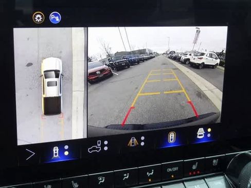 Used 2026 Chevrolet Colorado ZR2 w/ Technology Package image 33