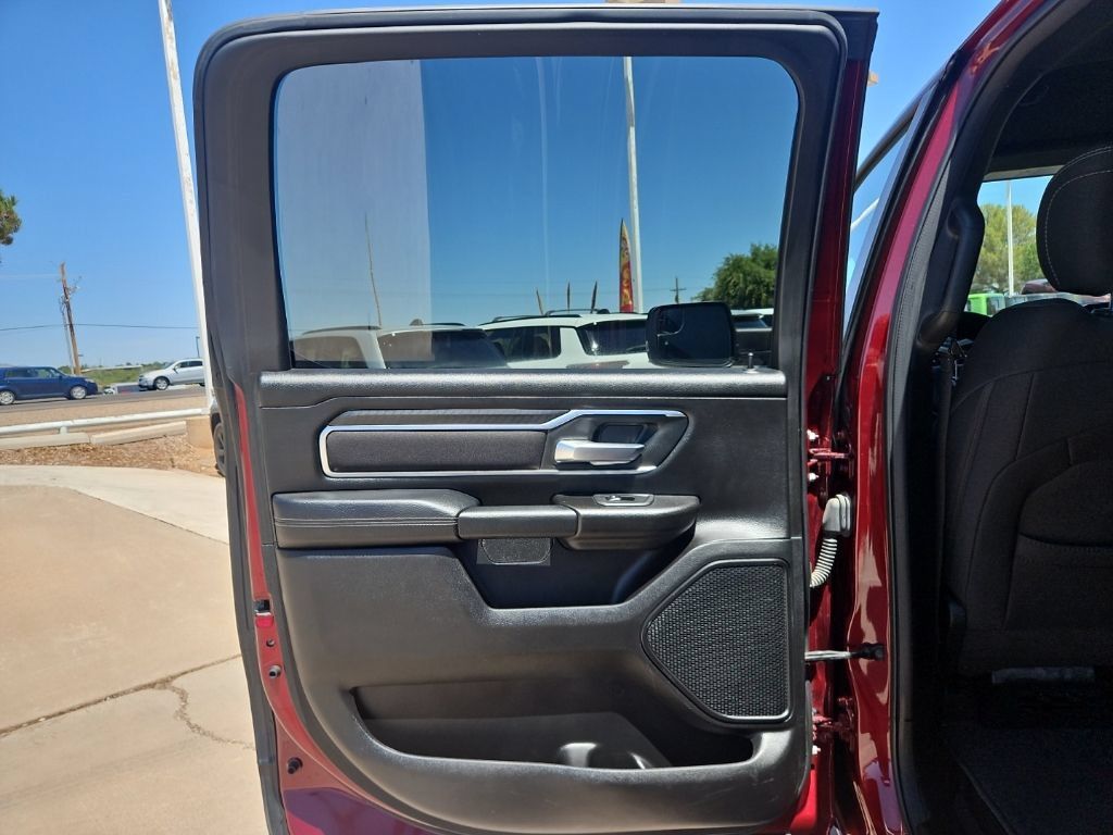 Used 2025 RAM 1500 Big Horn AWD/4WD image 11