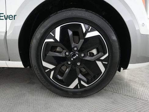 Used 2023 Kia Niro Wave FWD image 20