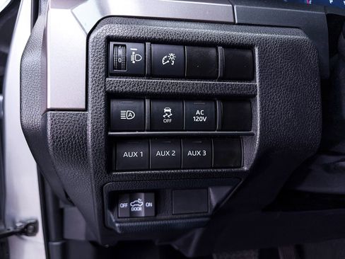 Used 2024 Toyota Tacoma TRD Off-Road w/ TRD Off Road Upgrade Package AWD/4WD image 4