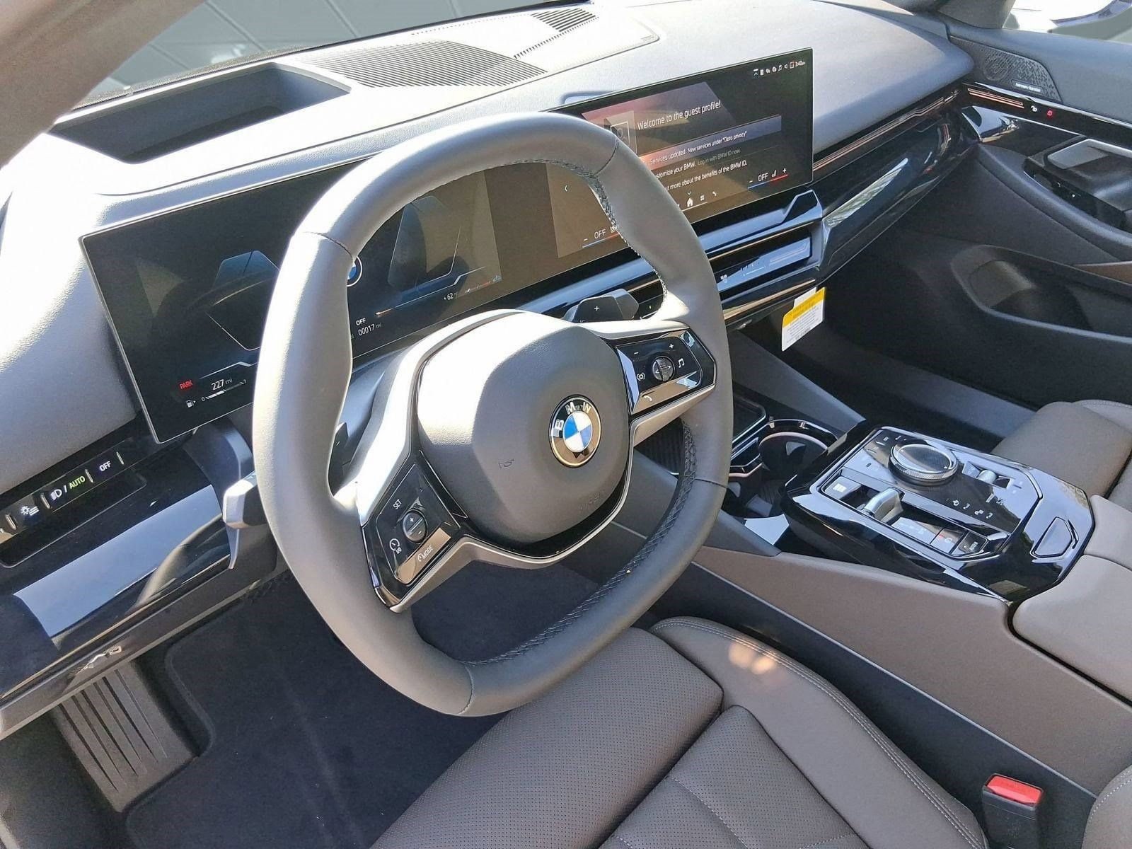 Used 2026 BMW 530i w/ Premium Package RWD image 4
