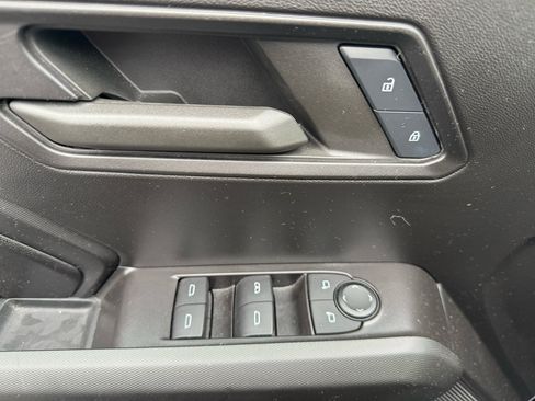 Used 2024 Chevrolet Colorado Trail Boss image 13