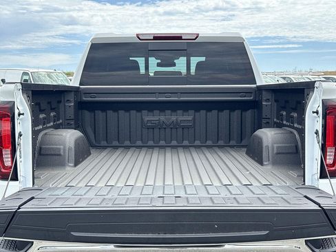 New 2026 GMC Sierra 1500 SLT w/ SLT Premium Plus Package AWD/4WD image 27
