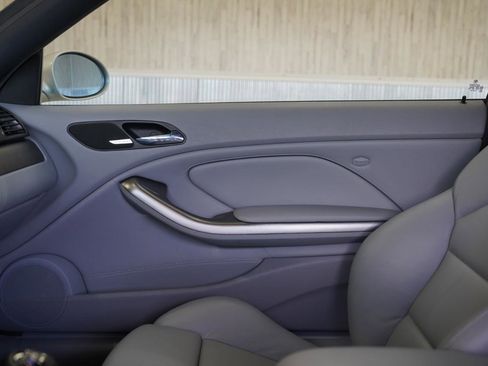 Used 2004 BMW M3 Coupe image 30