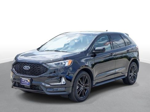 Used 2022 Ford Edge ST-Line w/ Class II Trailer Tow Package AWD/4WD image 4
