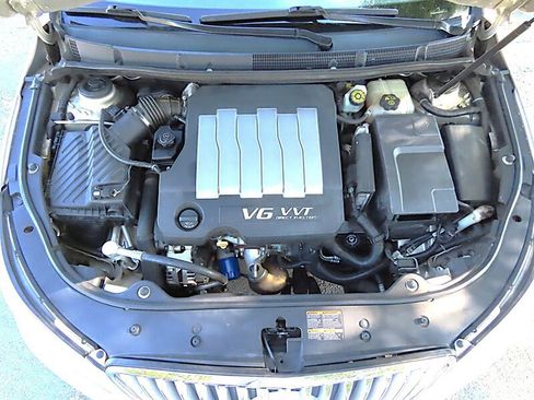 Used 2010 Buick LaCrosse CXL w/ Luxury Package FWD image 34