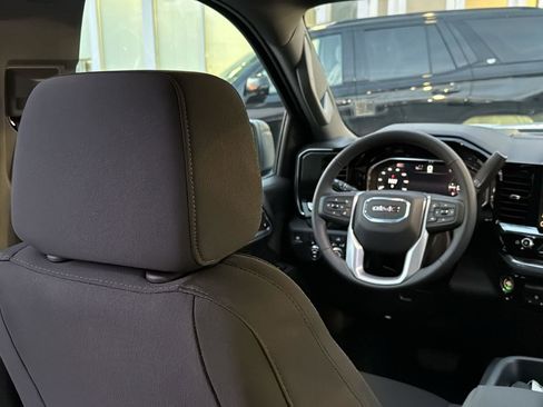 New 2026 GMC Sierra 1500 Elevation image 21