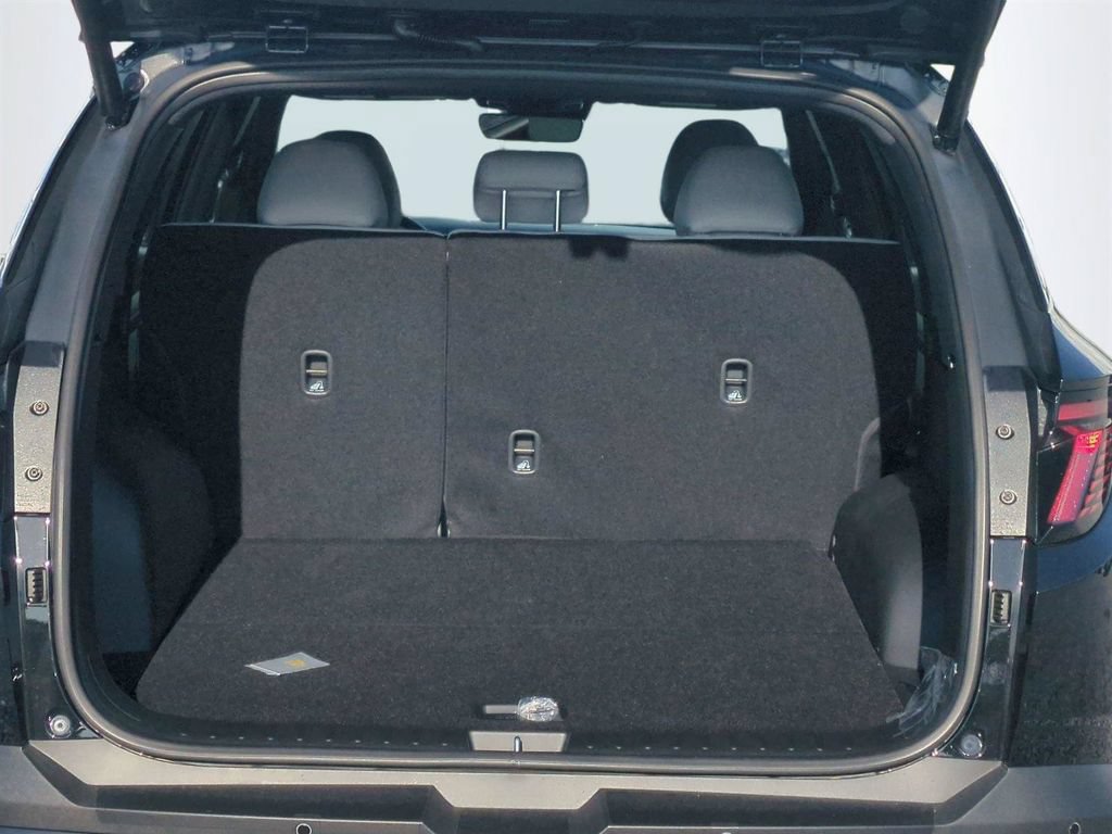 New 2026 Hyundai Tucson Limited w/ Tow & Go Package FWD image 14