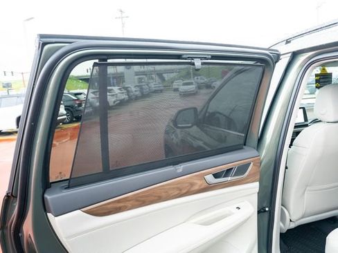 New 2026 Volkswagen Atlas SE FWD image 15