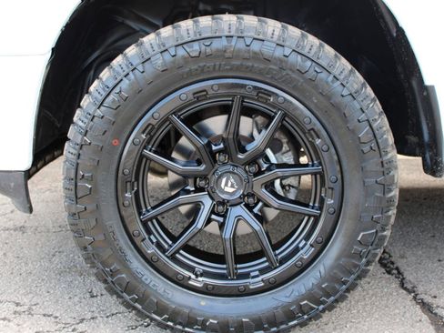 Used 2021 RAM 1500 Tradesman AWD/4WD image 50