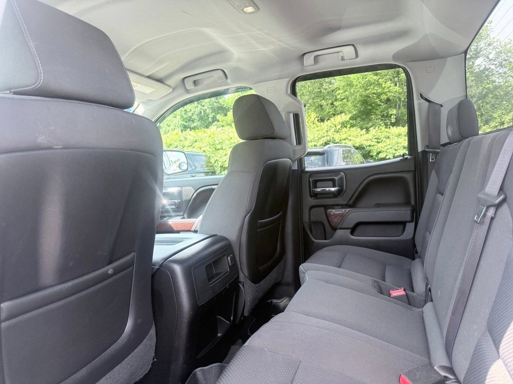 Used 2015 GMC Sierra 2500 SLE w/ SLE Preferred Package AWD/4WD image 23