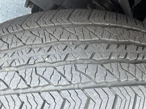 Used 2024 Ford F150 Lariat w/ FX4 Off-Road Package AWD/4WD image 8