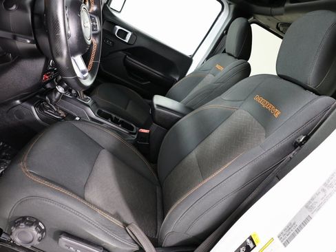 Used 2021 Jeep Gladiator Mojave image 8