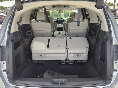 Certified 2025 Honda Odyssey Touring image 17