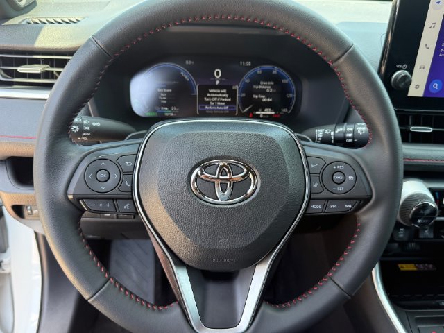 Used 2024 Toyota RAV4 XSE AWD/4WD image 17