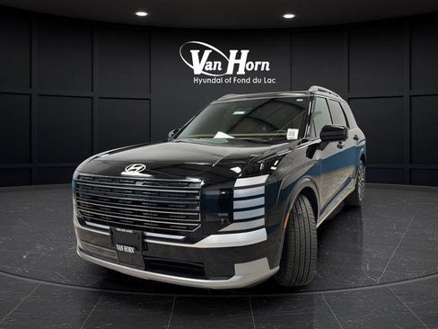 Used 2026 Hyundai Palisade Calligraphy AWD/4WD image 3