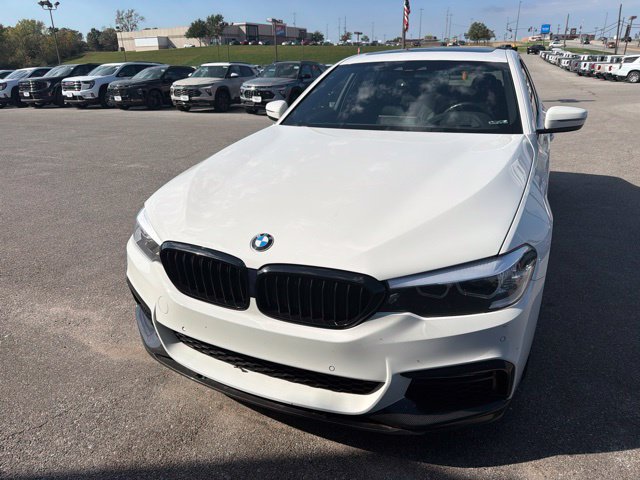 Used 2018 BMW 540i xDrive w/ M Sport Package AWD/4WD image 4
