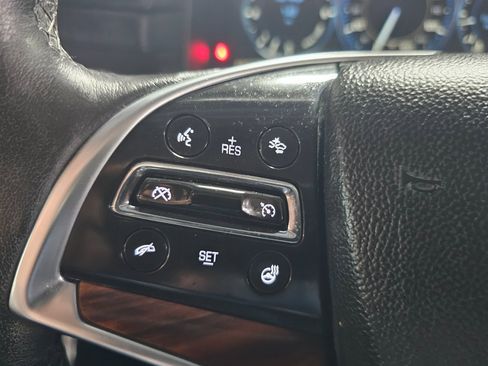 Used 2015 Cadillac Escalade ESV Premium image 40