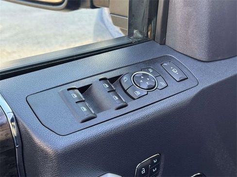 Used 2022 Ford F250 Lariat w/ Lariat Ultimate Package image 17