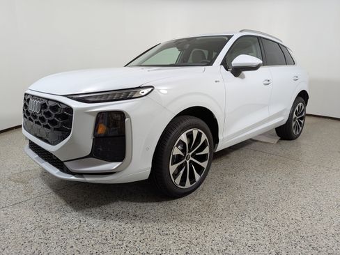 New 2026 Audi Q3 quattro 2.0T image 3