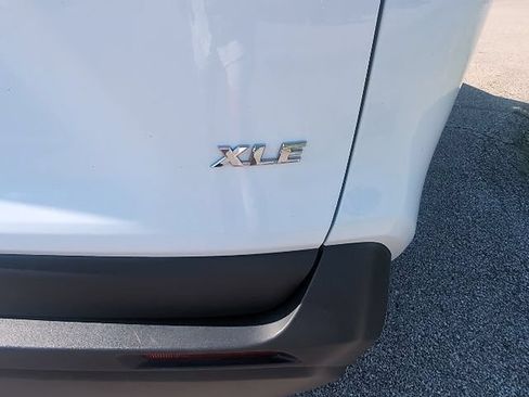 Certified 2025 Toyota RAV4 XLE FWD image 7
