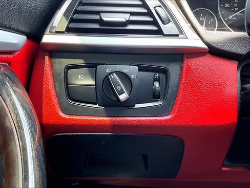 Used 2016 BMW 428i xDrive Convertible AWD/4WD image 26
