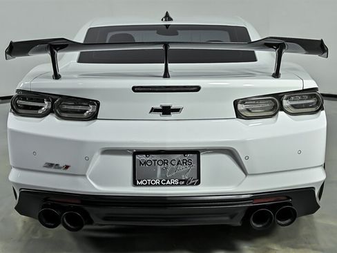 Used 2020 Chevrolet Camaro ZL1 RWD image 9