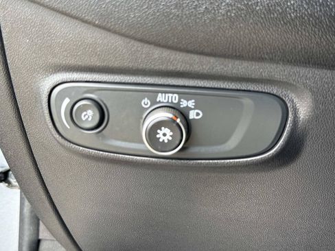 Used 2024 Chevrolet Equinox LT AWD/4WD image 42