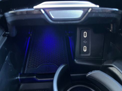 Certified 2025 Mercedes-Benz GLC 350e GLC 350e image 44