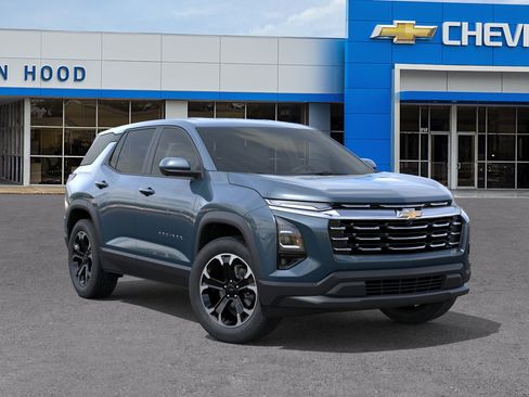 New 2026 Chevrolet Equinox LT w/ Convenience Package II FWD image 7