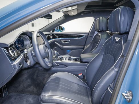 Certified 2024 Bentley Flying Spur V8 AWD/4WD image 17
