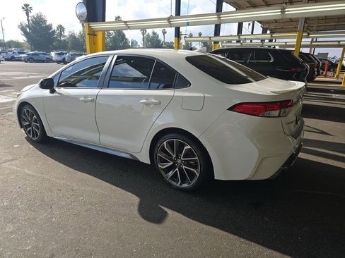 Used 2021 Toyota Corolla SE w/ Carpet Mat Package (TMS) image 6