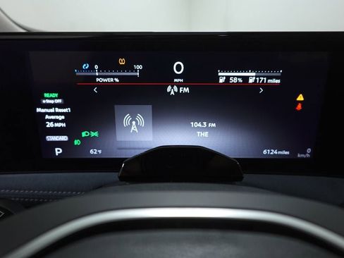 Used 2024 Nissan Ariya AWD image 16