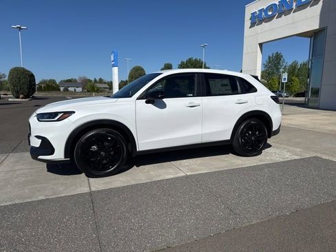 New 2026 Honda HR-V Sport image 12