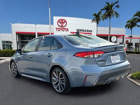 Used 2021 Toyota Corolla SE FWD image 3