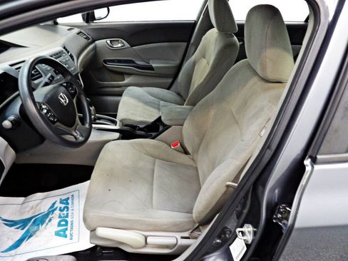 Used 2012 Honda Civic HF image 8