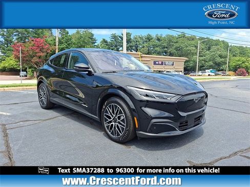 New 2025 Ford Mustang Mach-E Premium image 1